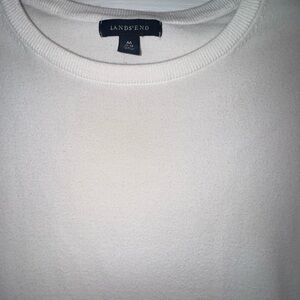 Women’s lands End crew neck sweater short sleeve